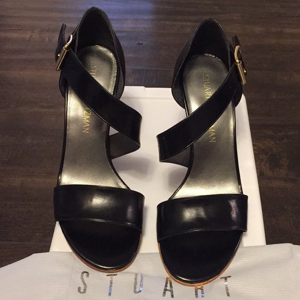 Brand new Stuart Weitzman shoes